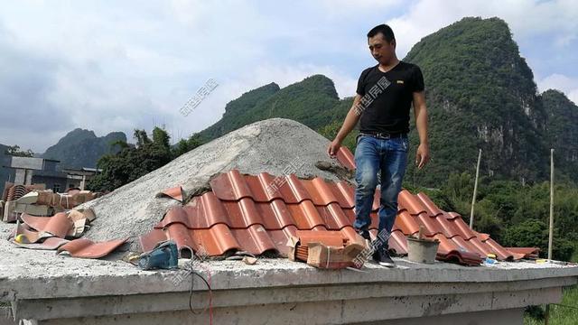30元一平的樹脂瓦省錢又耐用?網友:吃飽沒事干,用一年就得換